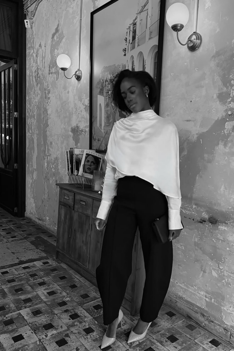 @its.dree in Isis. Andrea wears S.