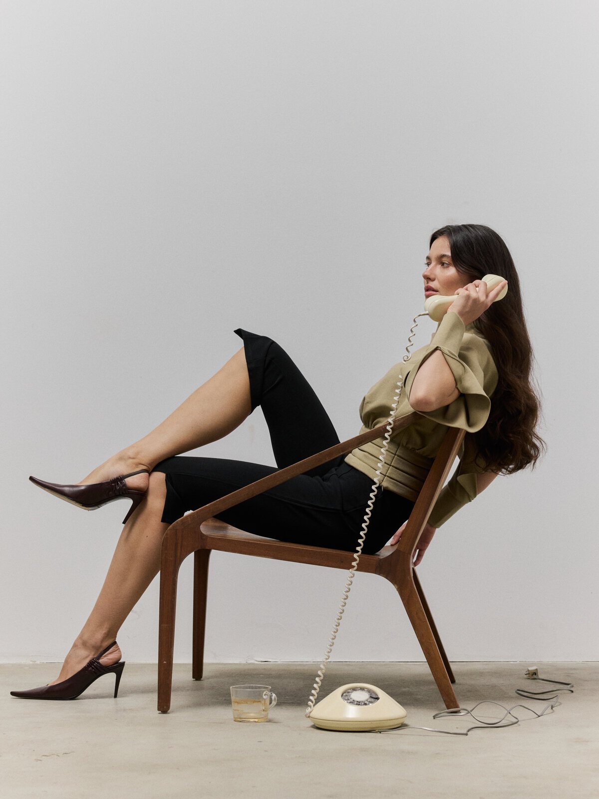 THE BOEMIA CUT OUT TOP in Olive Green
